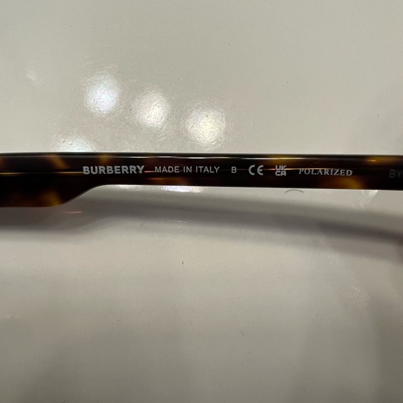 Burberry Sunglasses- Polarized- Authentic- case, wipe, manual, & box included - Picture 3 of 7